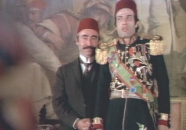 Filmlerinin ilk gösterimlerinden yıllar sonra bile hala büyük bir ilgiyle izlenmesi olgusunu, yazmış olduğu bilimsel yüksek lisans tezinde sosyolojik olarak irdelemiştir.