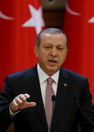 'They knew the exact time and the exact place': Putin accuses US of leaking flight path of doomed jet to Turkey... as his fearsome anti-aircraft missiles roll into Syria