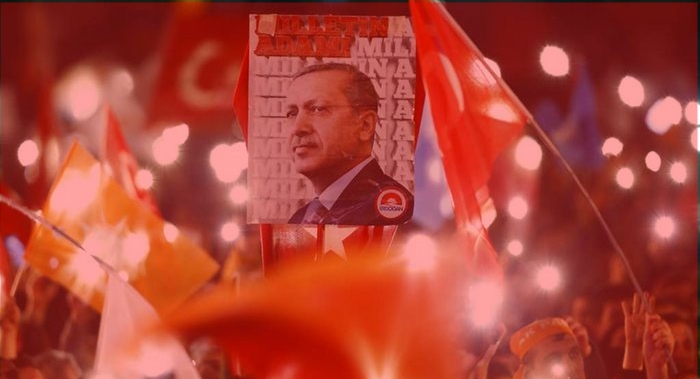 Türkiye'nin yol ayrımına geldiği görüşü var