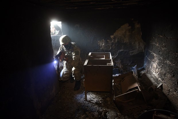 Bakıp görüp sormamak akıl özrü gerektiren PKK tünelleri Bakıp görüp sormamak akıl özrü gerektiren PKK tünelleri