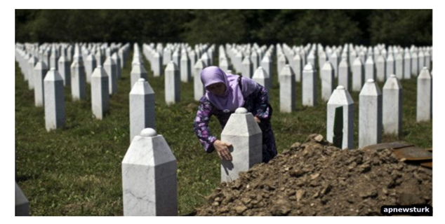 Uluslararası Savaş Suçları Mahkemesi Radovan Karaciç'i suçlu buldu Uluslararası Savaş Suçları Mahkemesi Radovan Karaciç'i suçlu buldu