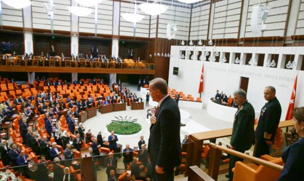 Çocuk Hakları İhlalleri ve Cinsel İstismarlar Gölgesinde 23 Nisan Çocuk Hakları İhlalleri ve Cinsel İstismarlar Gölgesinde 23 Nisan