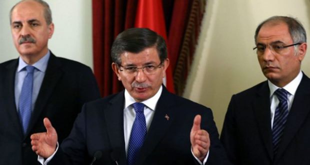 New York Times: 'AKP'deki çatlak ülkeyi zora sokabilir' New York Times: 'AKP'deki çatlak ülkeyi zora sokabilir'