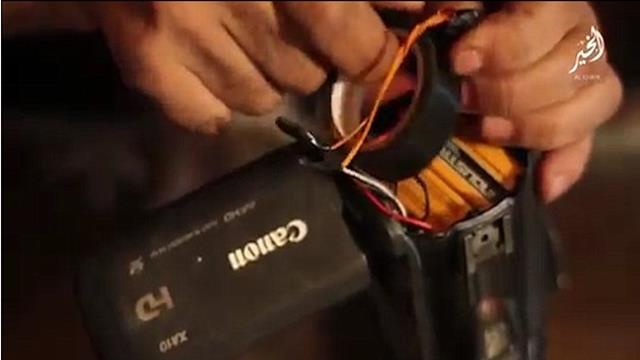 ISIS fanatics blow up journalists by packing ISIS fanatics blow up journalists by packing