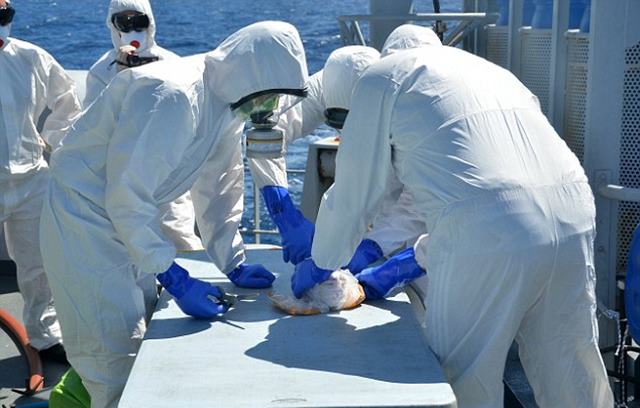 Navy discovers massive haul of more than a TONNE of heroin worth £160 MILLION on four fishing boats in the Indian Ocean bound for Europe Navy discovers massive haul of more than a TONNE of heroin worth £160 MILLION on four fishing boats in the Indian Ocean bound for Europe