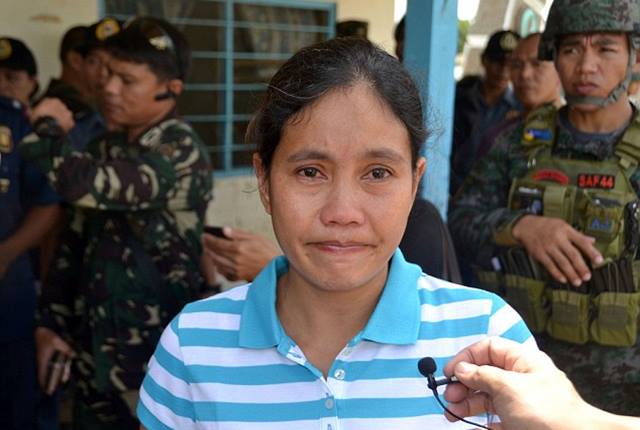 British clergyman known as 'Vicar of Baghdad' suspended by charity after claims he was involved in paying ransoms to buy back sex slaves from Islamic State