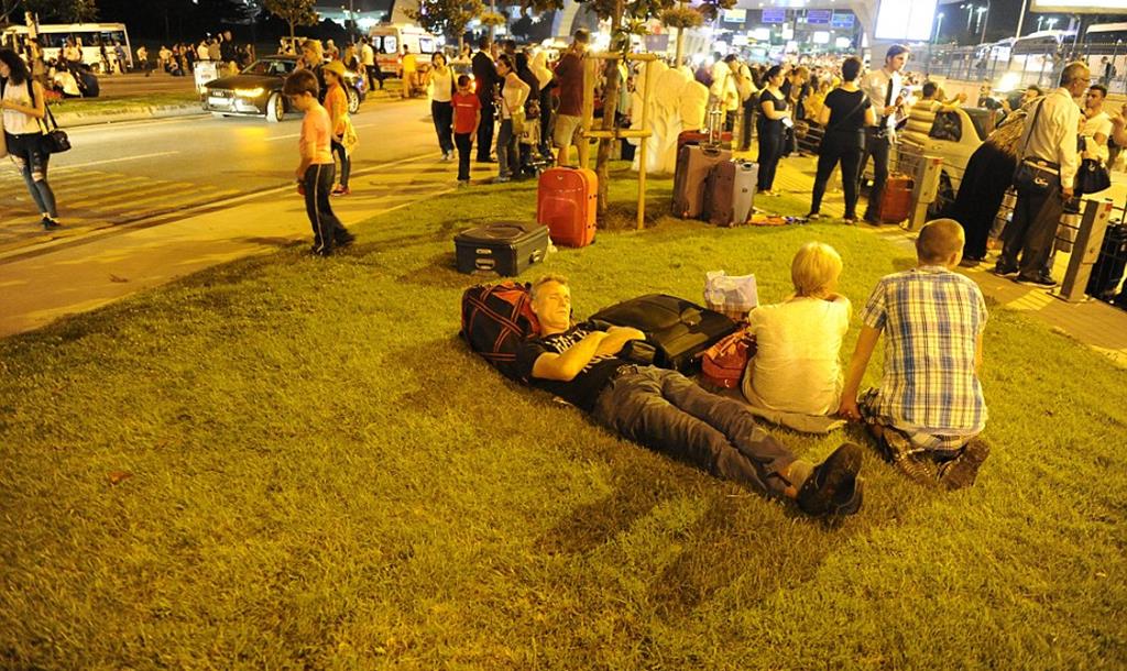 Terrör İn Turkey: Terrorist Attacks And Video Details For İstanbul Ataturk Airport