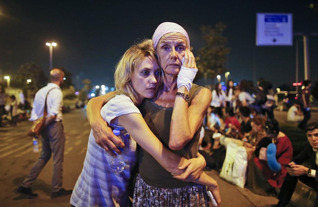 Terrör İn Turkey: Terrorist Attacks And Video Details For İstanbul Ataturk Airport