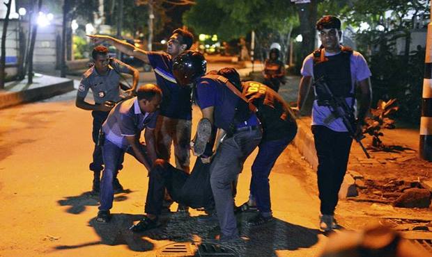 Bangladeş'ten sonra Sırbistan'da kafe baskını 5 ölü 25 yaralı
