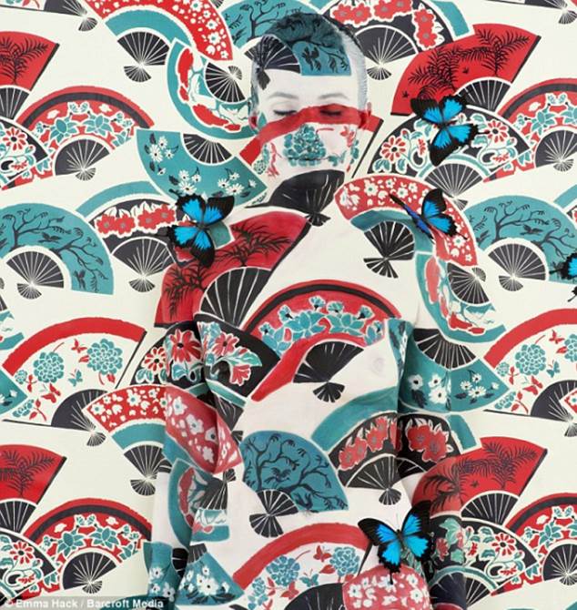 Fotoğraflarla: Çıplak modellerin grafik uyumu