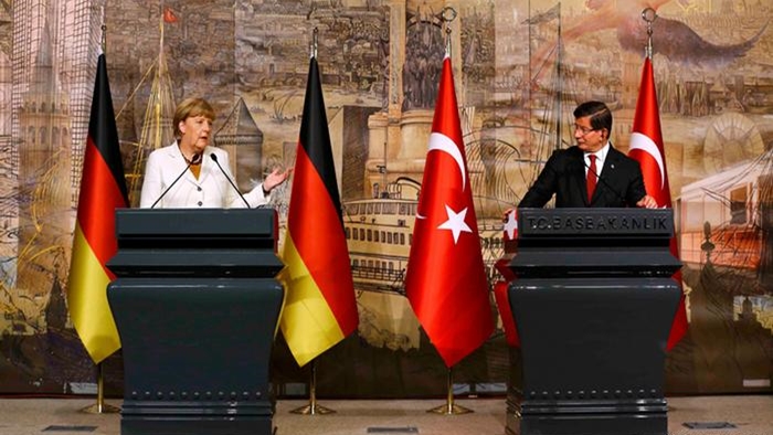 Merkel: 'Kontrolsüz bir kriz var' dedi