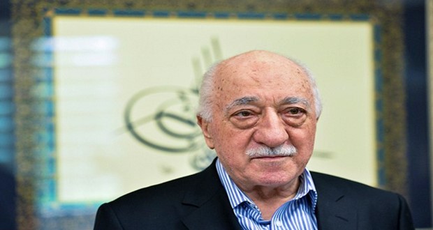 Gülen: Darbeden ziyade bir 'Hollywood filmine' benziyor