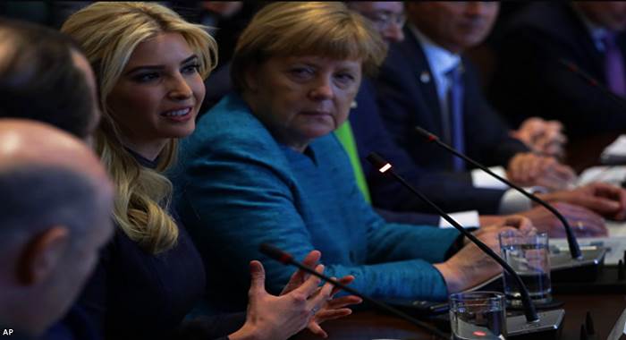 Merkel, Trump görüşmesinde Playboy hazırlığı