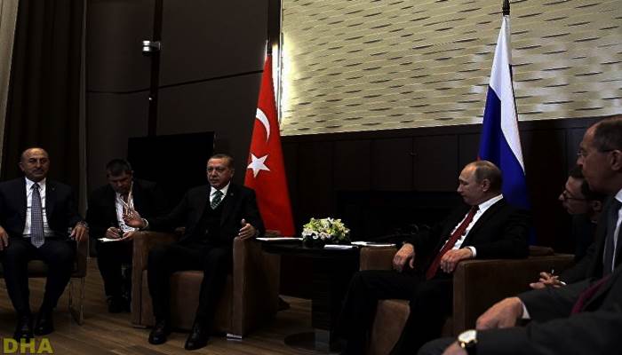 Rusya Devlet Başkanı Vladimir Putin, Türkiye Cumhurbaşkanı Recep Tayyip Erdoğan, Soçi'deki yazlık devlet başkanlığı konutunda ağırlıyor. Rusya Devlet Başkanı Vladimir Putin, Türkiye Cumhurbaşkanı Recep Tayyip Erdoğan, Soçi'deki yazlık devlet başkanlığı konutunda ağırlıyor.