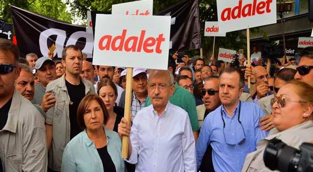 Hüseyin Avni Mutlu ve Hüseyin Çapkın hakkında yakalama kararı