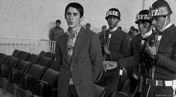 İngiliz basınında Kenan evren: Küçük düşürücü bir son (Arşiv)