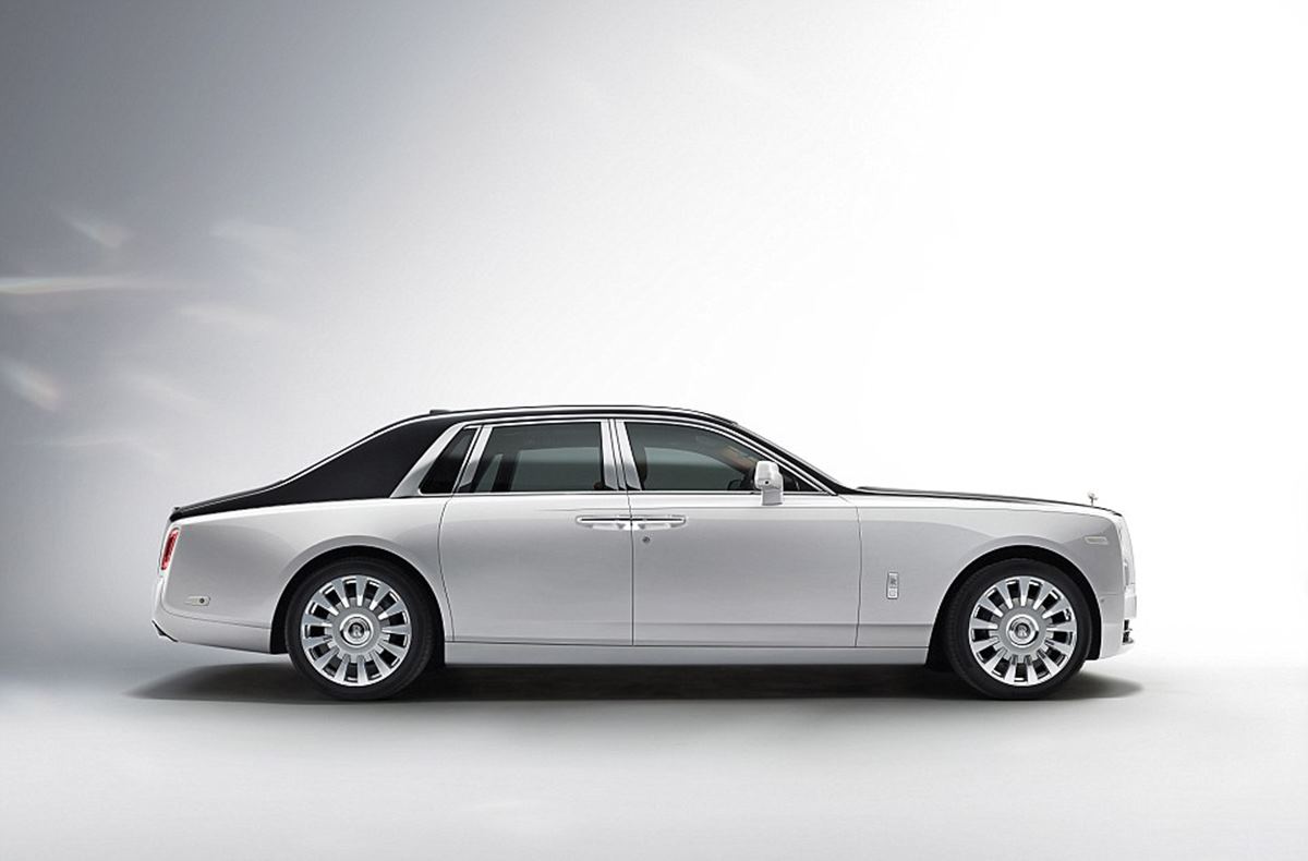 Rolls-Royce reveals its new Phantom
