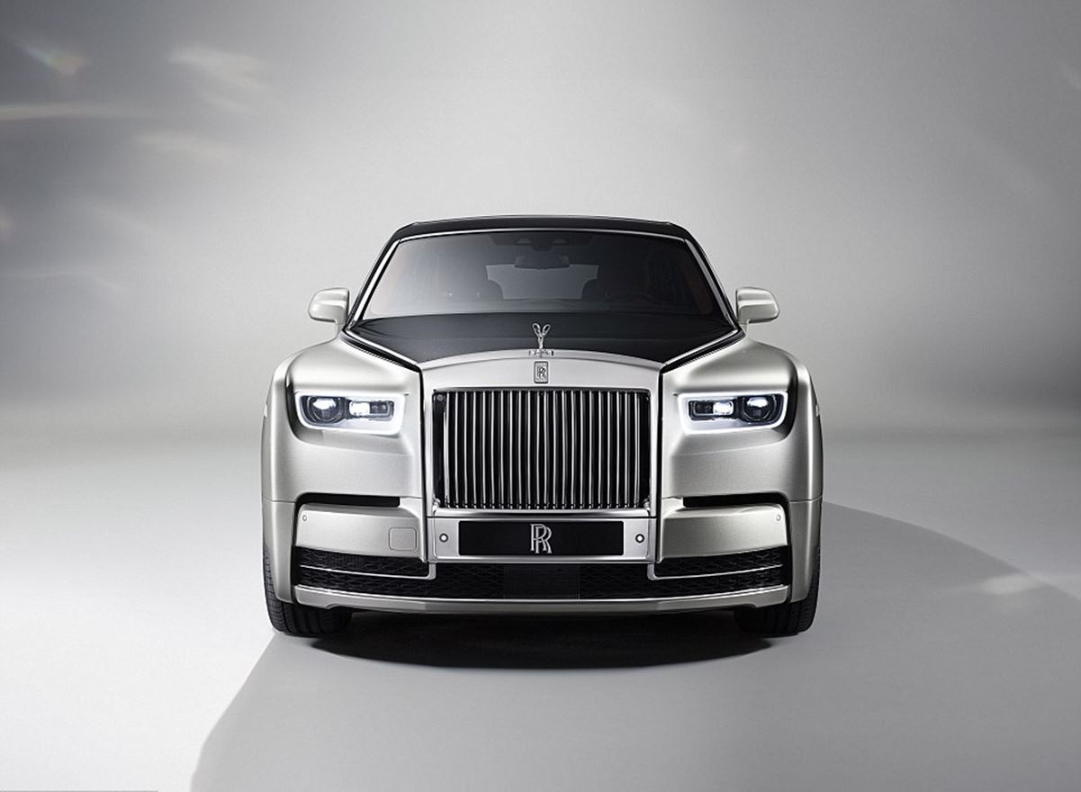 Rolls-Royce reveals its new Phantom