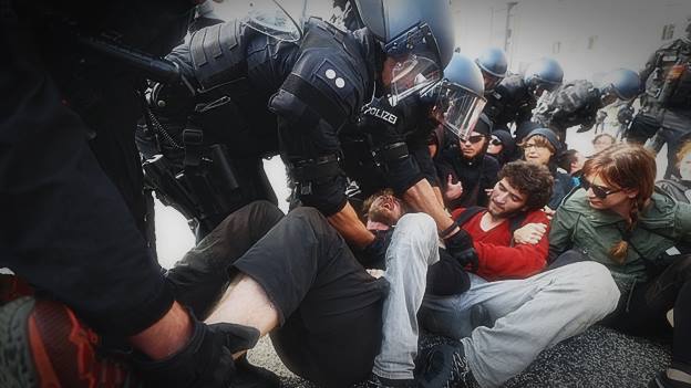 Hamburg'da G20 zirvesinin faturası ağır oldu 196 yaralı polis