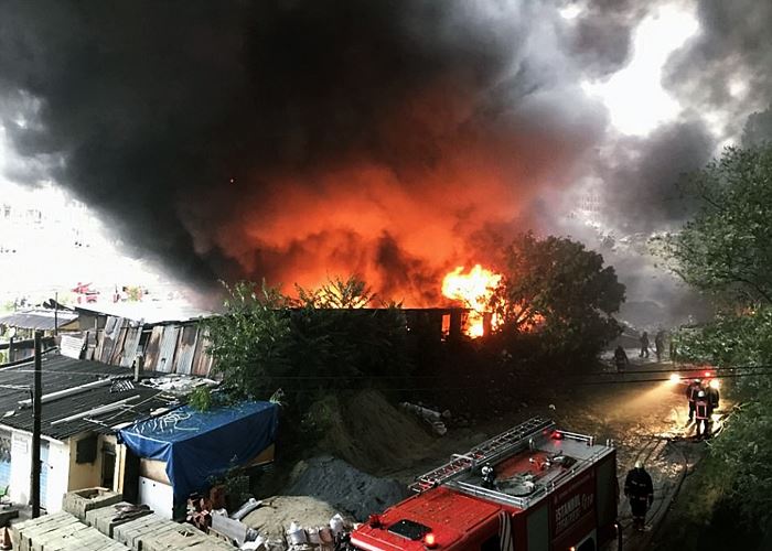 Scenes as storms in Istanbul leave cars stranded in flood