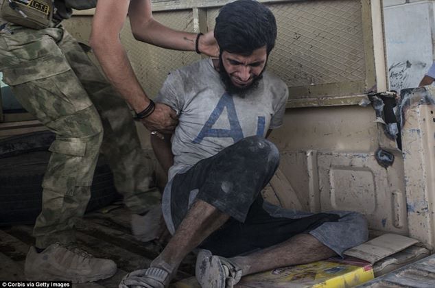 'ISIS rats' seen crawling out of tunnels to surrender in Mosul -Video