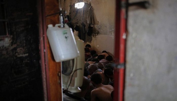 ISIS: Captured Islamic State fighters held in crowded prison