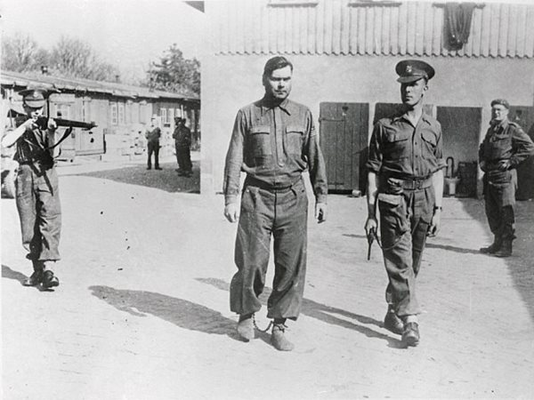 The day SAS entered Hell Belsen (Exclusive Video)