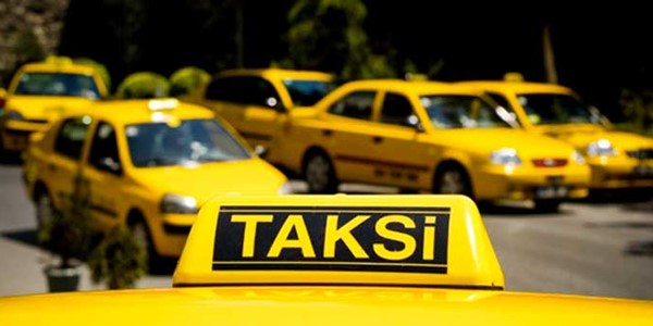 İstanbul'da Taksi-Taksi Dolmuş Ücretlerine Yüzde 15 zam İstanbul'da Taksi-Taksi Dolmuş Ücretlerine Yüzde 15 zam