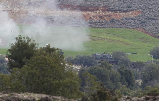 Afrin: Zeytin Dalı Harekâtı'nın ikinci gününde kara operasyonu