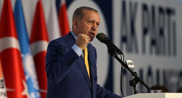 Özgür Suriye Ordusu Türk ordusu ile birlikte Afrin’e girdi