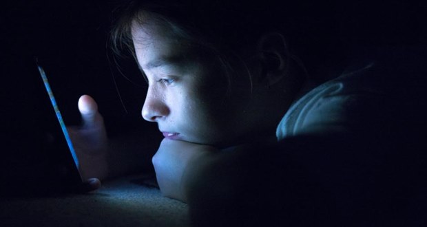 Mavi Balina Oyunu: 'Sanal Ölüm Tuzağı' Mavi Balina Oyunu: 'Sanal Ölüm Tuzağı'