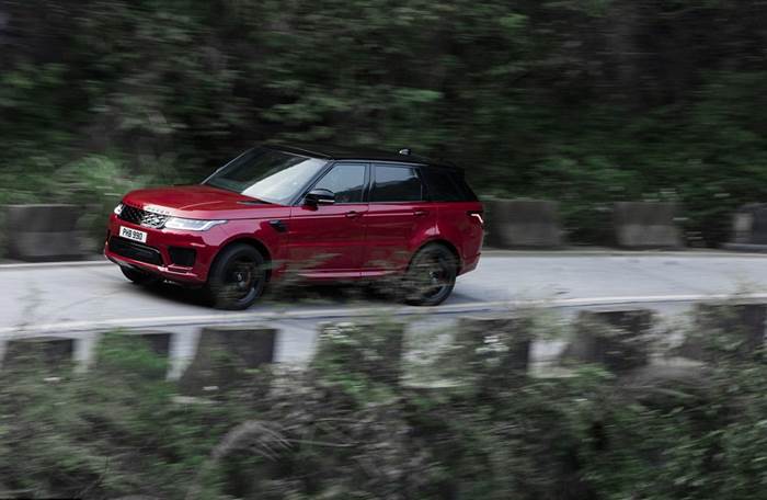 Range Rovers new hybrid tackles Chinas Tianmen Mountain Video