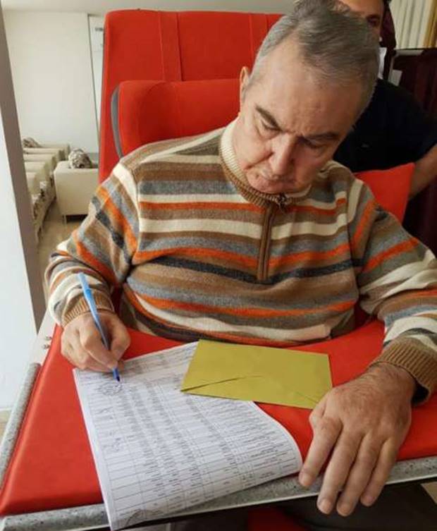 Canlı Anlatım: Adım Adım Seçim Sonuçları Yorumlar-Eleştiriler Canlı Anlatım: Adım Adım Seçim Sonuçları Yorumlar-Eleştiriler