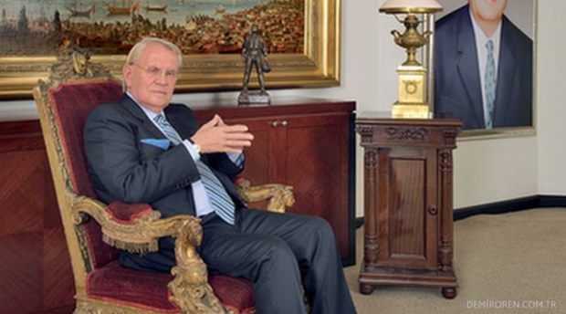 Erdoğan Demirören 79 yaşında hayatını kaybetti