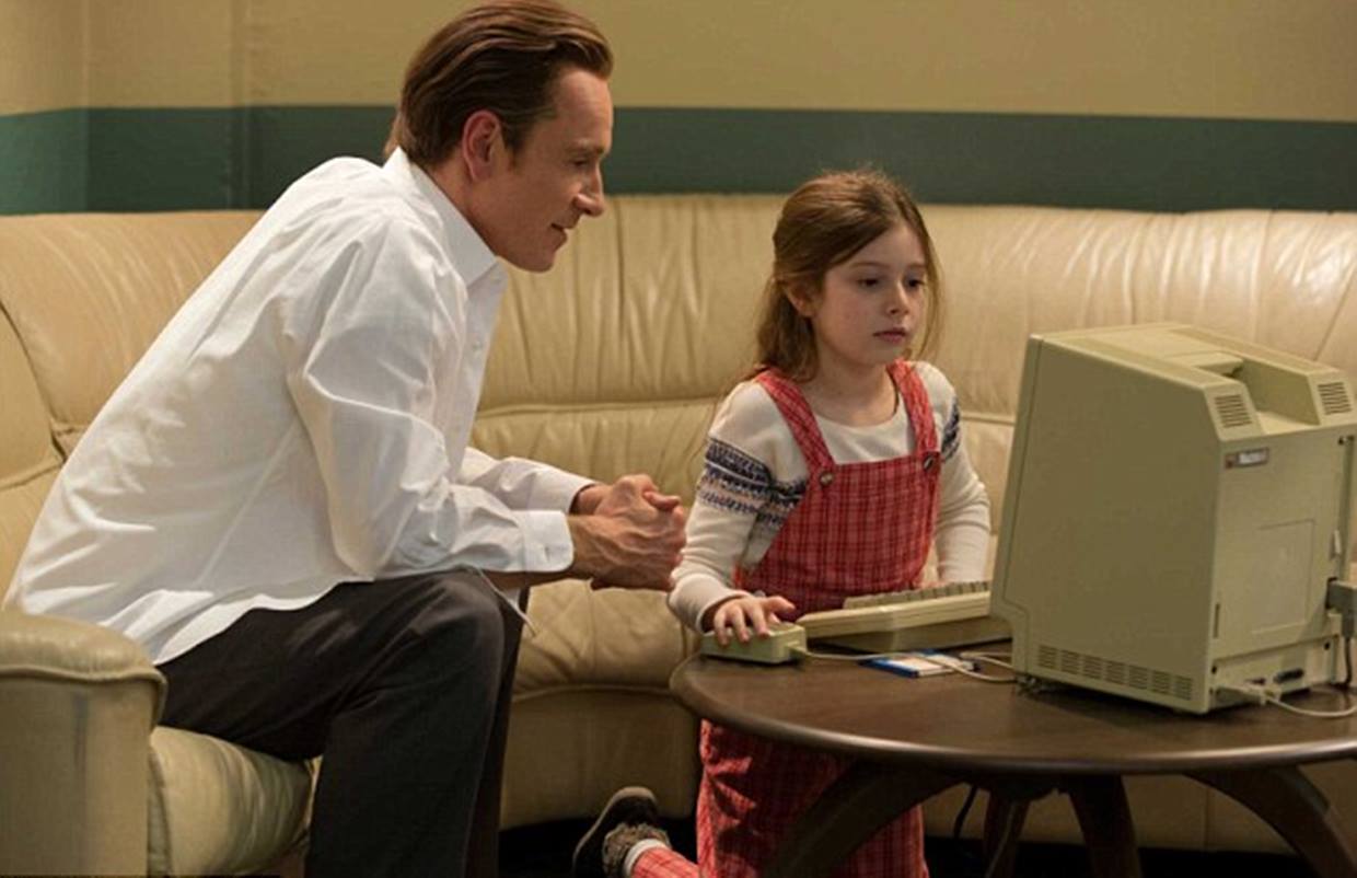 Steve Jobs Told Daughter Smelled Like Toilet Writes New Memoir (AP) Steve Jobs Told Daughter Smelled Like Toilet Writes New Memoir (AP)