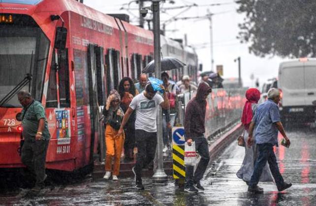 galatasarayin-efsane-ismi-metin-oktayin-olumunun-27nci-yil-donumu