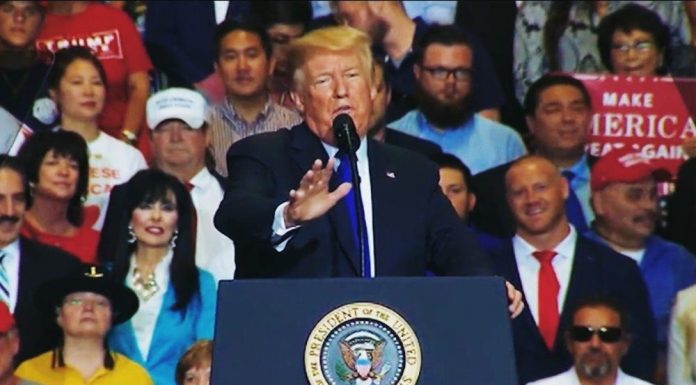 Trump: “Kimse hakkımı teslim etmeyecek, ama olsun” Trump: "Kimse hakkımı teslim etmeyecek, ama olsun"