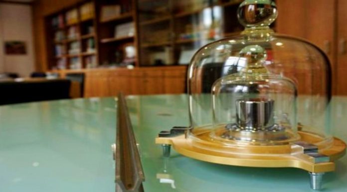 Bilim insanları kilogramı tanımlama yöntemini değiştirecek