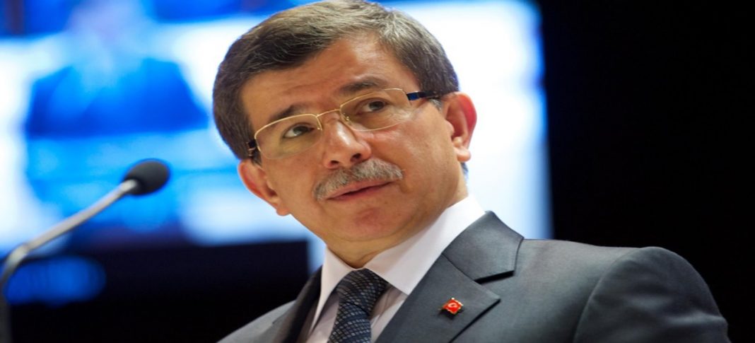 Ahmet Davutoğlu'nun AKP'ye Sert Eleştirileri Nasıl Okunmalı?