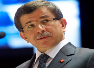 Ahmet Davutoğlu'nun AKP'ye Sert Eleştirileri Nasıl Okunmalı?