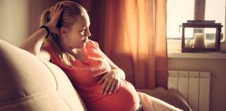 Doğum sonrası stres bozukluğu: PTSD riski ne zaman artıyor?