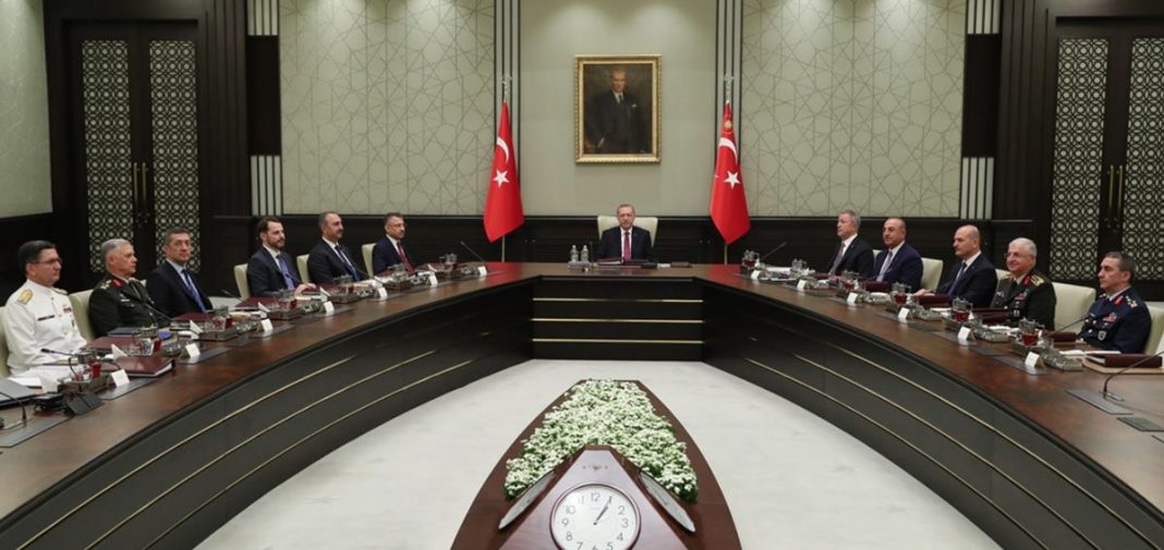 YAŞ’TA TERFİ ALAN KOMUTANDAN ŞOK SÖZLER “Ben AK Parti’nin paşasıyım, beni onlar terfi ettirdi” YAŞ’TA TERFİ ALAN KOMUTANDAN ŞOK SÖZLER “Ben AK Parti’nin paşasıyım, beni onlar terfi ettirdi”