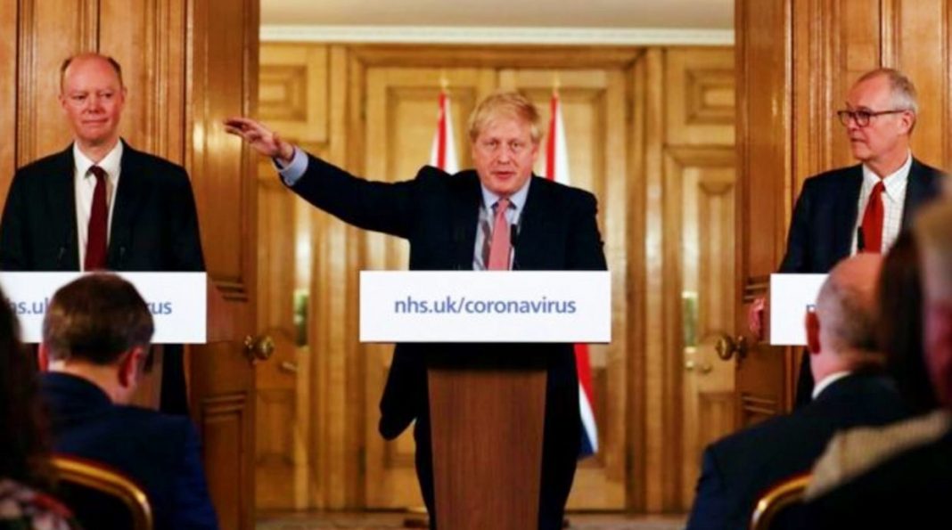 İngiltere'nin koronavirüs politikası: 'Bu bir kumar'