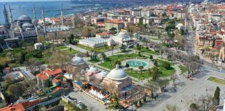 Koronavirüs: marketlere ve ulaşıma yeni kısıtlamalar getirildi