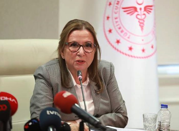 Sağlık Bakanı Koca: 2 ay direnelim, yazın virüsün etkisi azalıyor Sağlık Bakanı Koca: 2 ay direnelim, yazın virüsün etkisi azalıyor