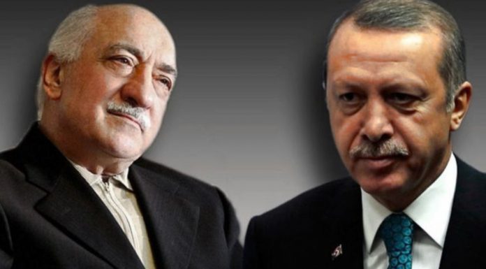 Economist: Türkiye demokrasisinin felce uğramasında Erdoğan kadar Fethullah Gülen de sorumlu