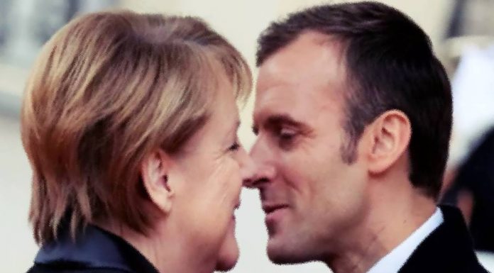 Almanya Başbakanı Angela Merkel: Tüm AB üyeleri Yunanistan’ı desteklemeli Almanya Başbakanı Angela Merkel: Tüm AB üyeleri Yunanistan'ı desteklemeli