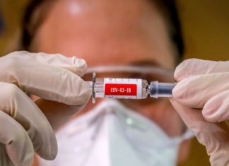 Koronavirüs aşısı CoronaVac Türkiye'de gönüllüler üzerinde de denenecek