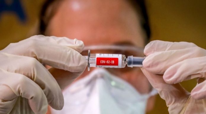 Koronavirüs aşısı CoronaVac Türkiye'de gönüllüler üzerinde de denenecek