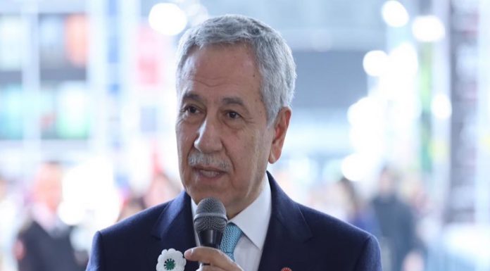 Bülent Arınç ne dedi: sözleri neden tartışma yarattı? Bülent Arınç ne dedi: sözleri neden tartışma yarattı?